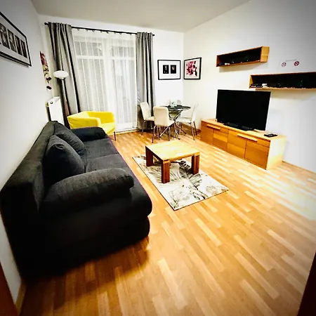 Apartman Lucie *
